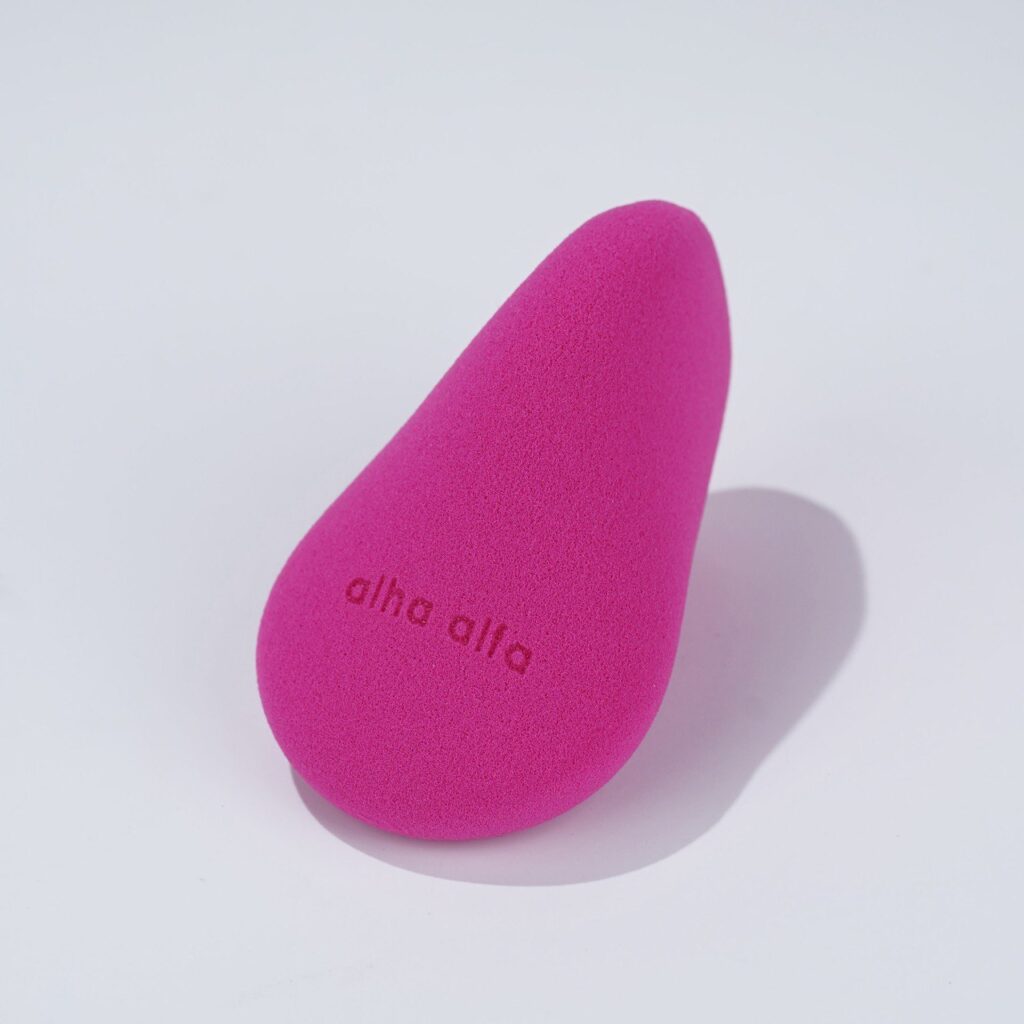 Makeup Sponge Roses JUMBO SPONGE – RED ROSE – Alha Alfa Cosmetics